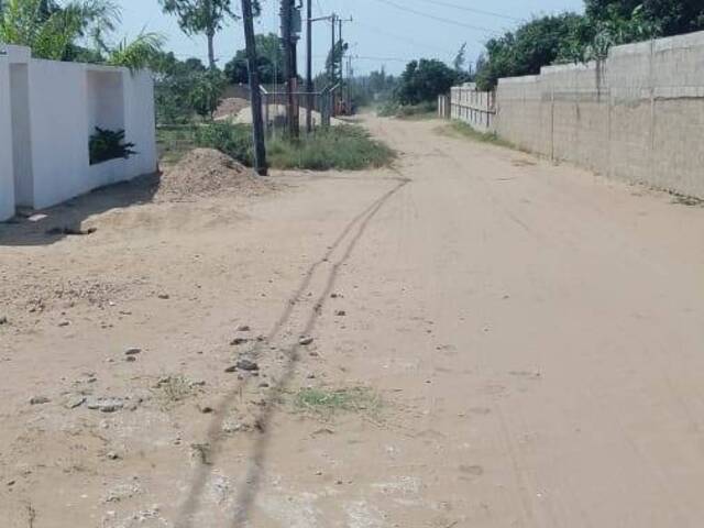 #1037 - Terreno para Venda em Maputo - Maputo - 3